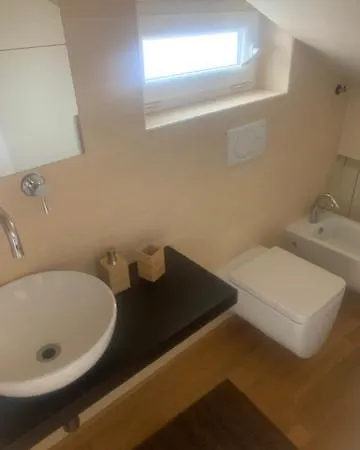 Camera Doppia Bagno Privato Ingresso Indipendente * Savona